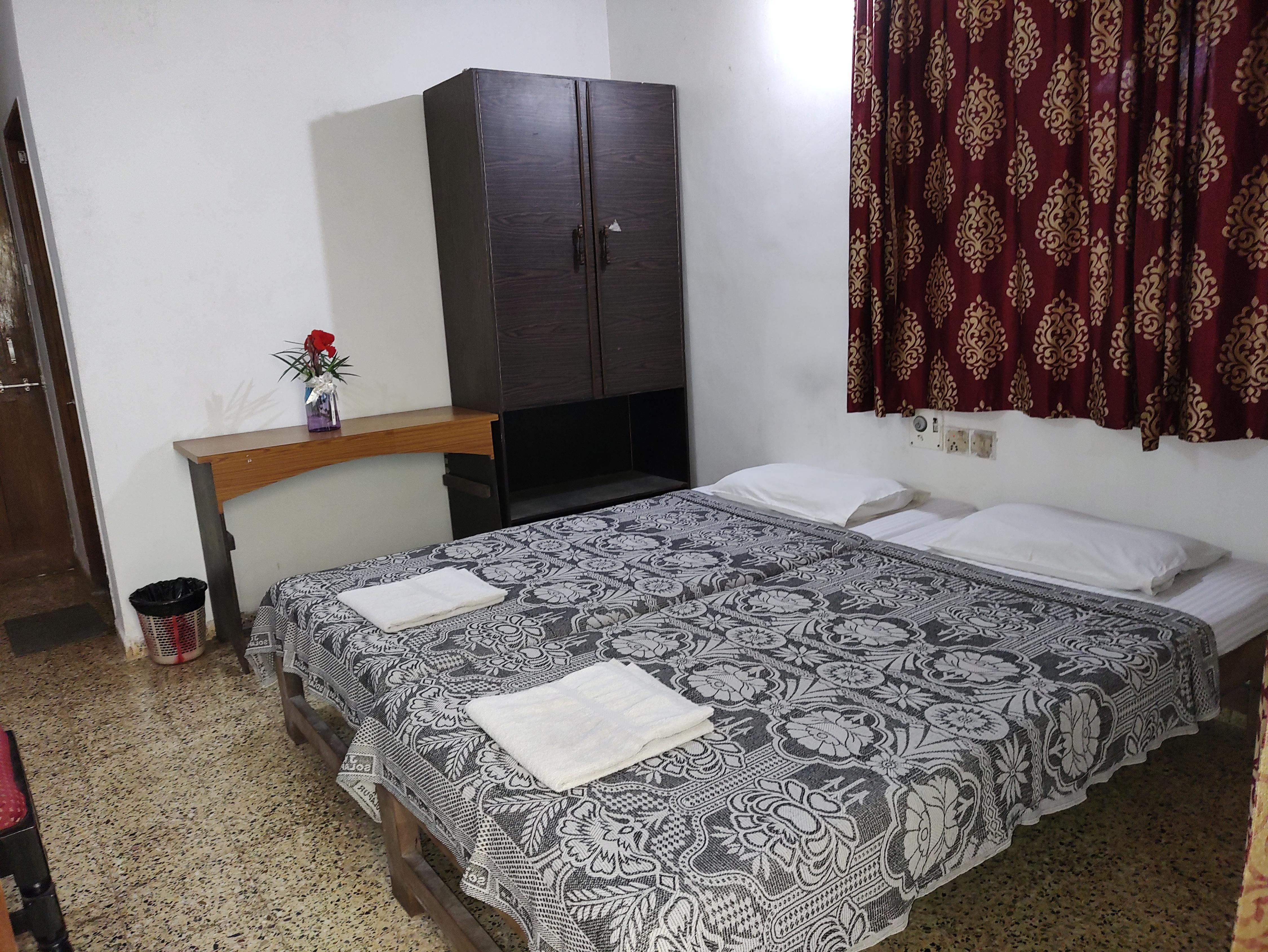 Hotel Kismat Mahal. Room Type - Budget Non AC Double