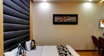 Hotel Jalsa inn Room Type - Luxury Double Bed Room