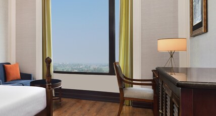 Sheraton Grand Palace Indore Room Type - Guest Room, 1 King