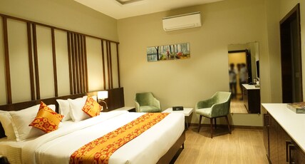 Hotel Ganpati Room Type - SUPER DELUXE Hotel Ganpati Room Type - SUPER DELUXE