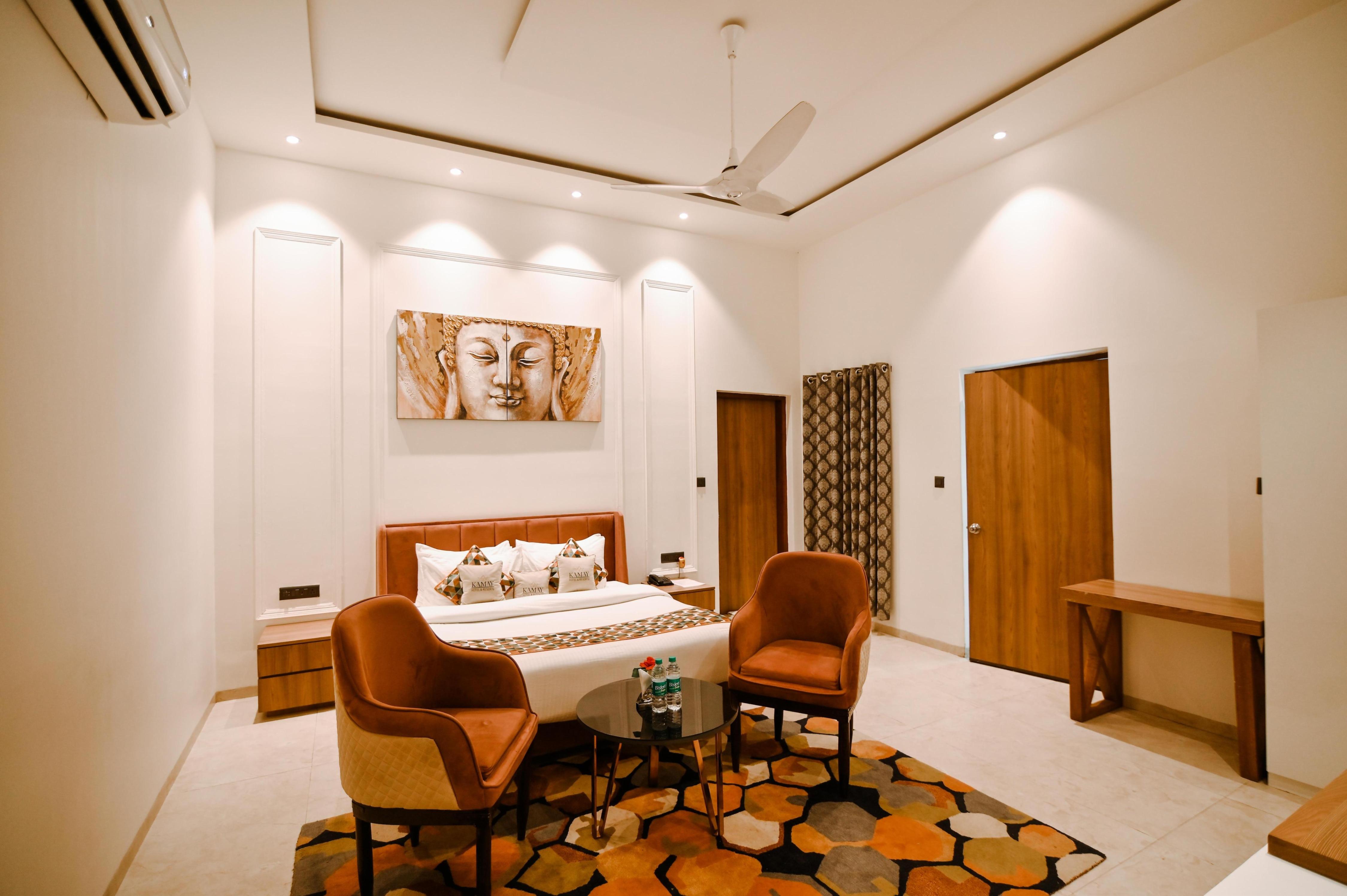 KOHINOOR PALACE - A HERITAGE HOTEL - Tap to explore photos
