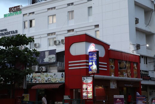 Hotel Pandiyar Residency 
