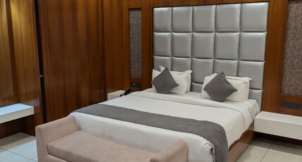 Love Kush Hotel Room Type - JACUZZI SUITE ROOM