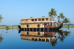 SREEKRISHNA HOUSEBOATS