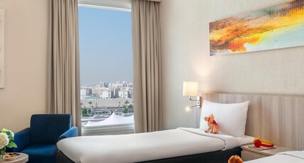 Ibis Styles Dragon Mart Dubai Room Type - Standard Room with 2 Single Beds
