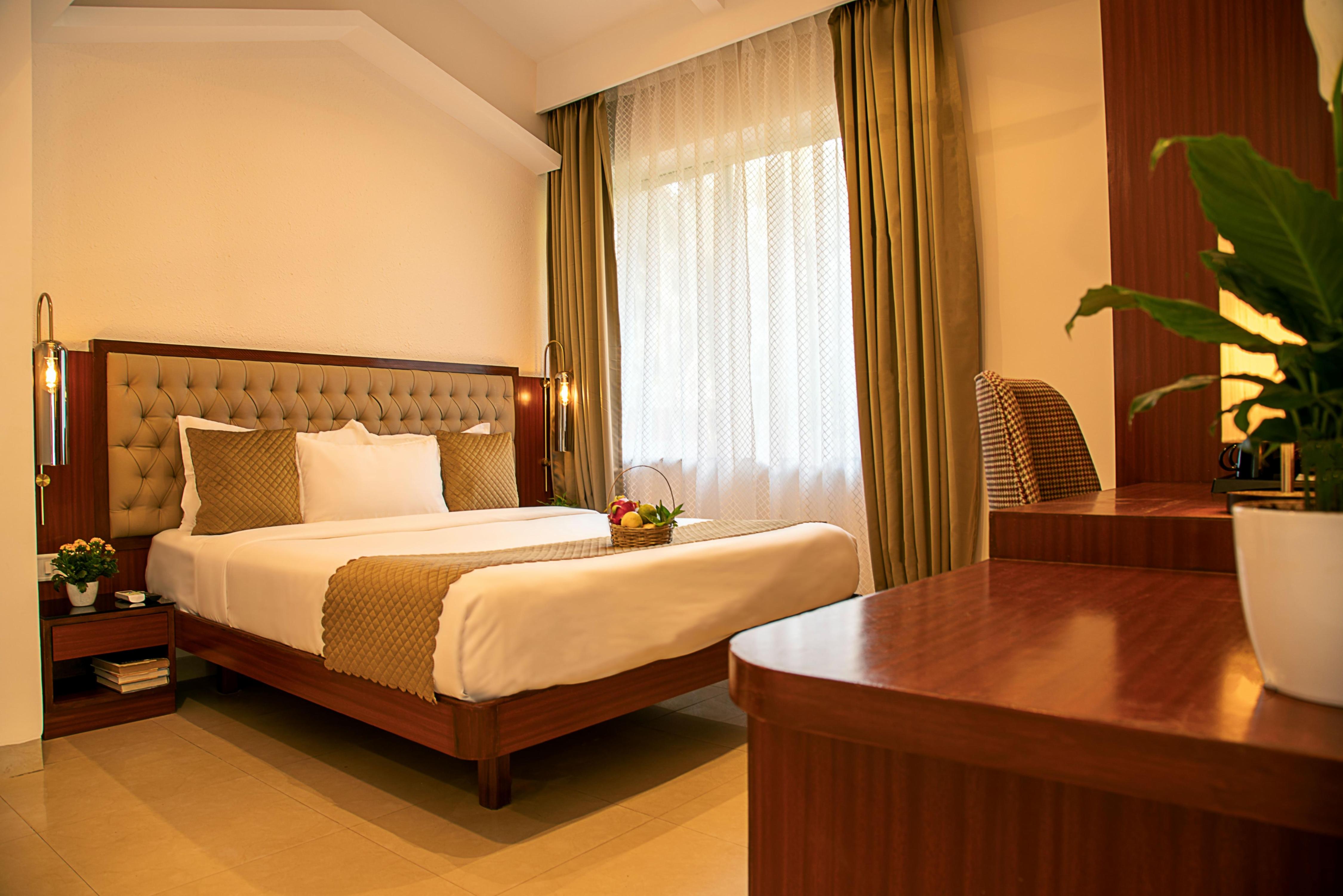 TreeHouse Stamp Room Type - Premium room with Private Terrace and Queen Bed