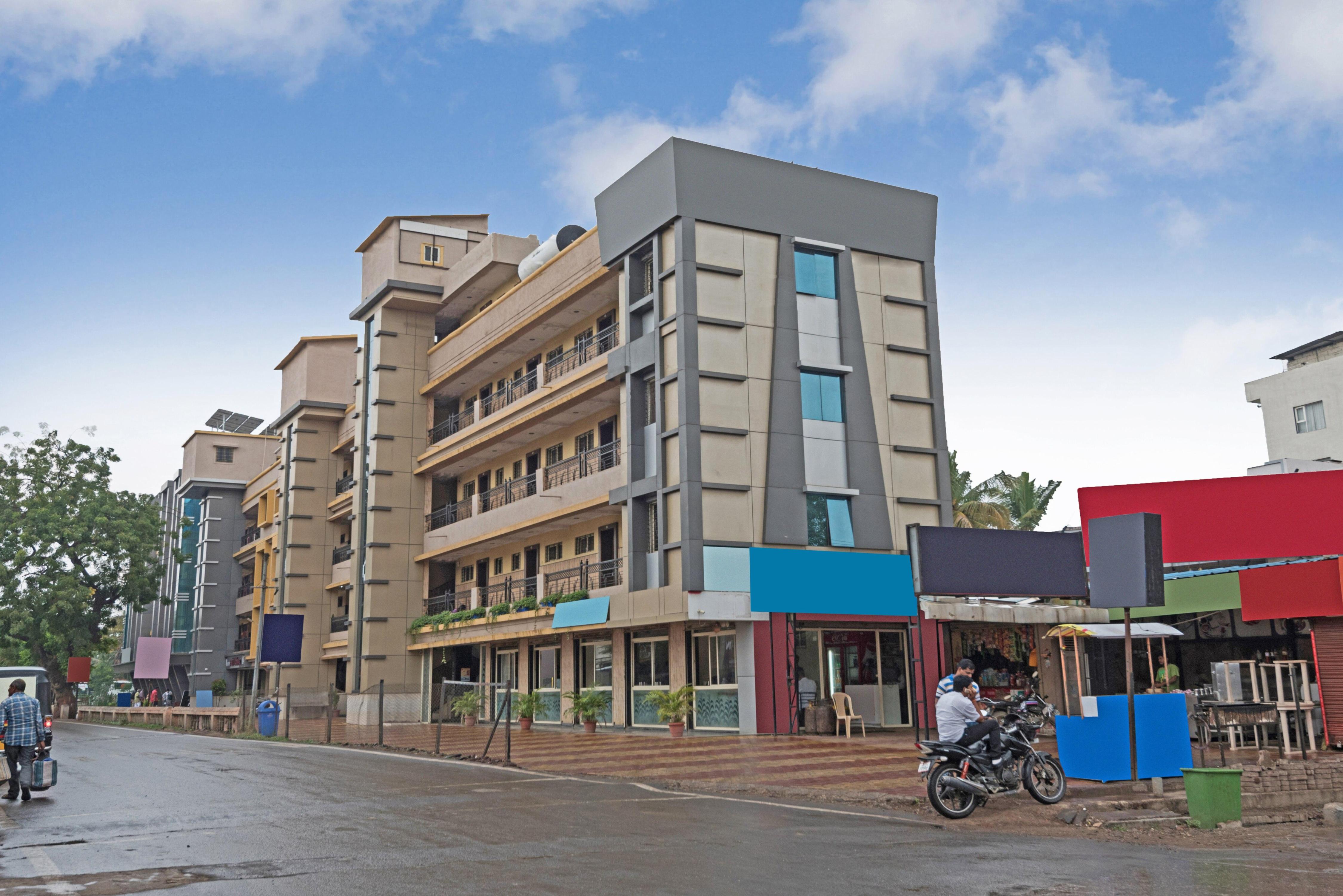 Hotel Shree Sai Vishwa - Tap to explore photos