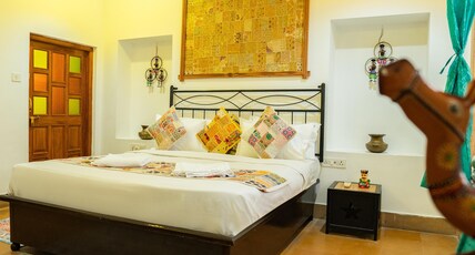 Hotel Tulsi Heritage Room Type - Deluxe Room