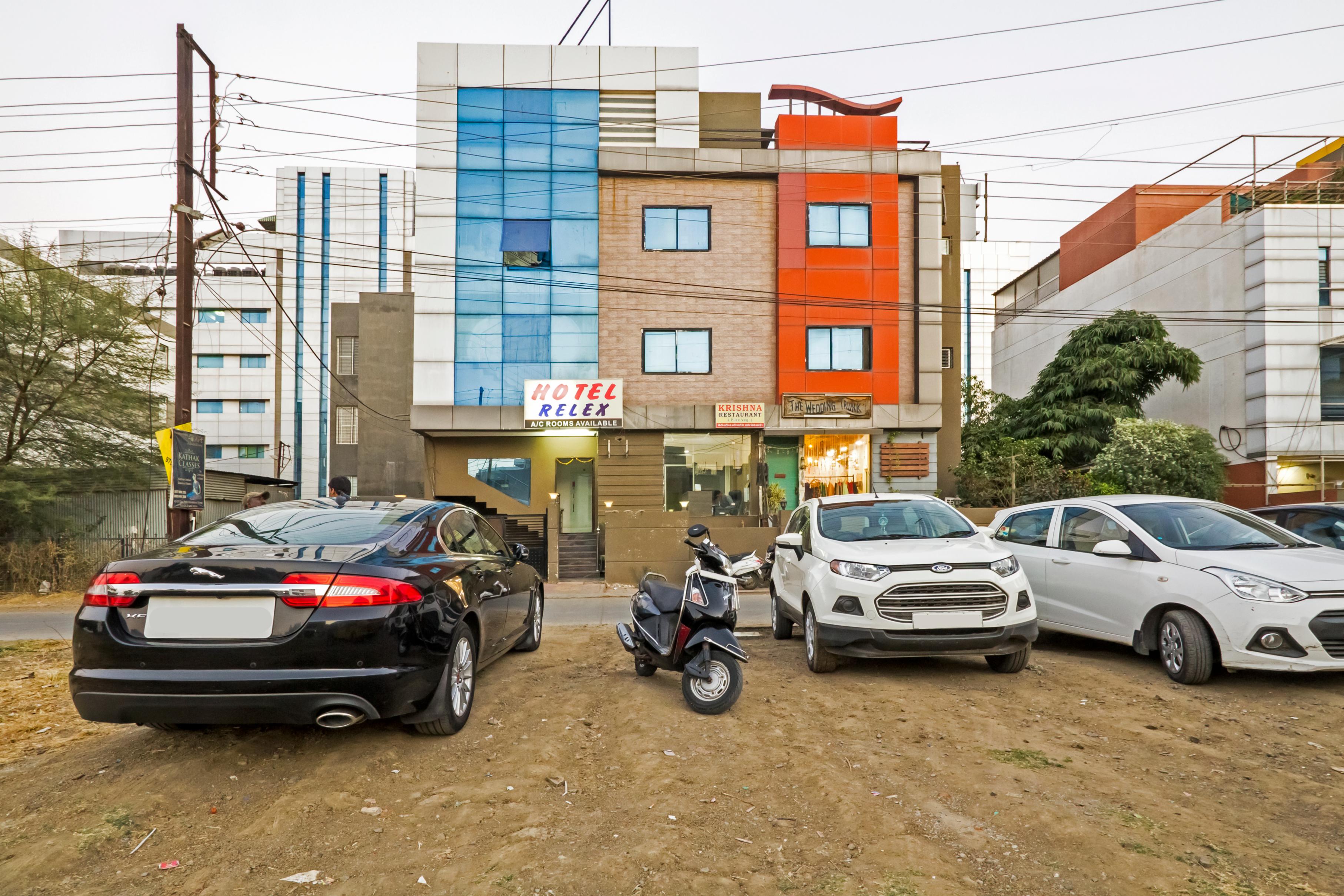 Juststay Hotel Relax - Tap to explore photos