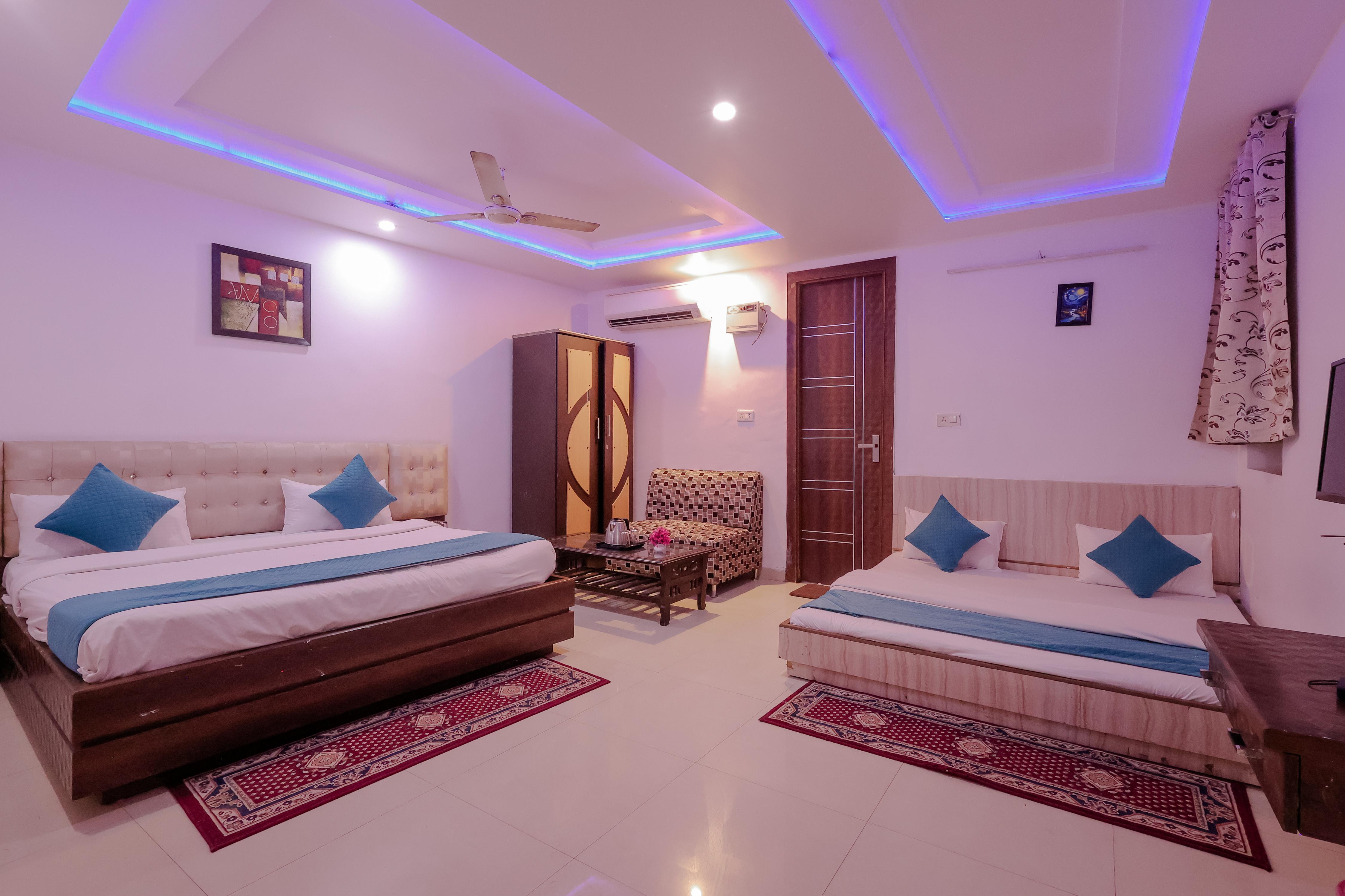 Little Pink Homestay | Rooms & Caretaker - Tap to explore photos