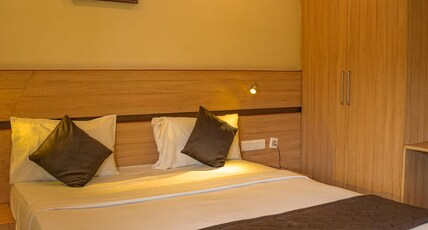Hotel Vasanth Maarg By Livewell Room Type - Premium room Hotel Vasanth Maarg By Livewell Room Type - Premium room