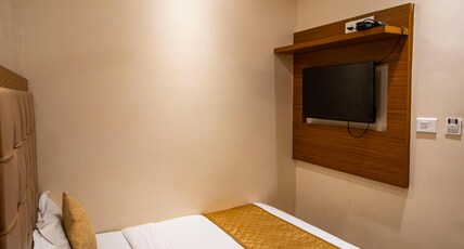 Hotel BKC Inn Near Trade Centre, Visa Consulate Room Type - Classic Room