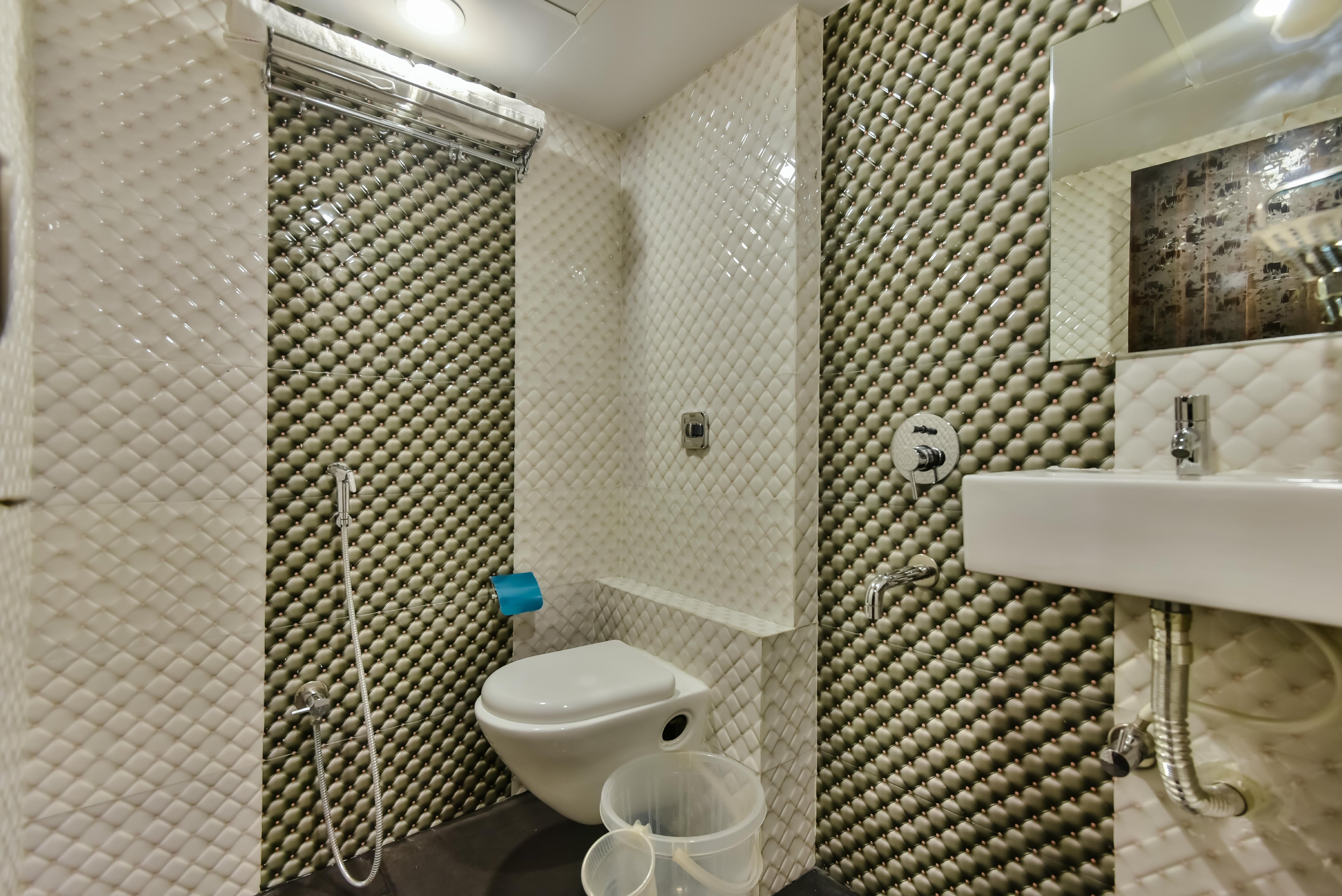 Hotel BKC Inn Near Trade Centre, Visa Consulate - Tap to explore photos
