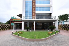 Click Hotel Sagar Plaza, Pune, Chakan
