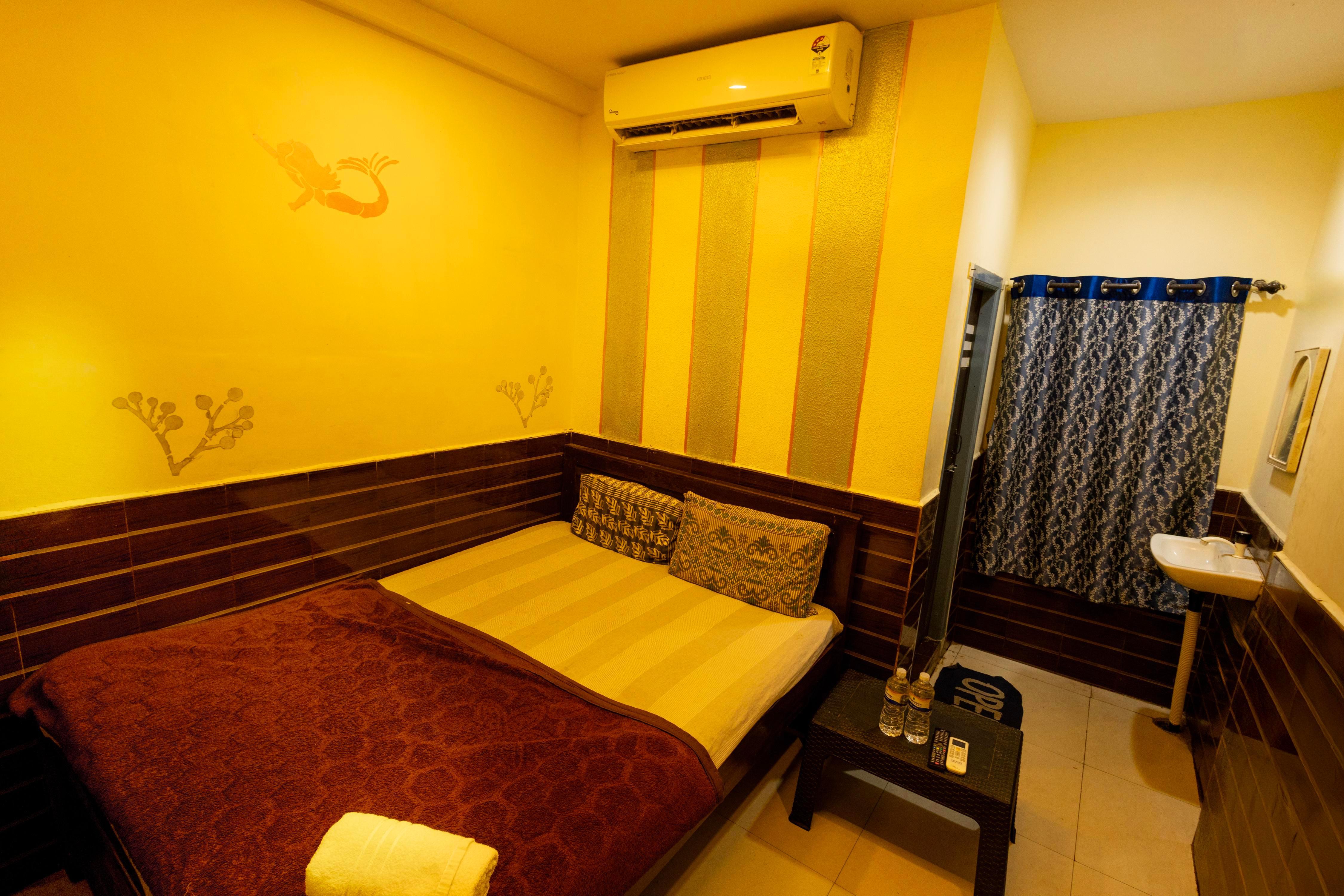 Aahvanam's Guest House - Tap to explore photos
