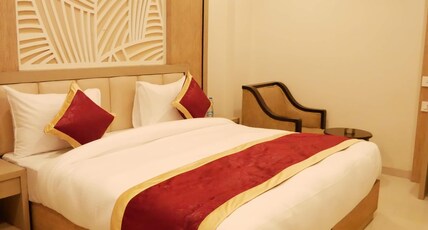 Emporio Hotel Room Type - Grand Superior Room with Working Desk
