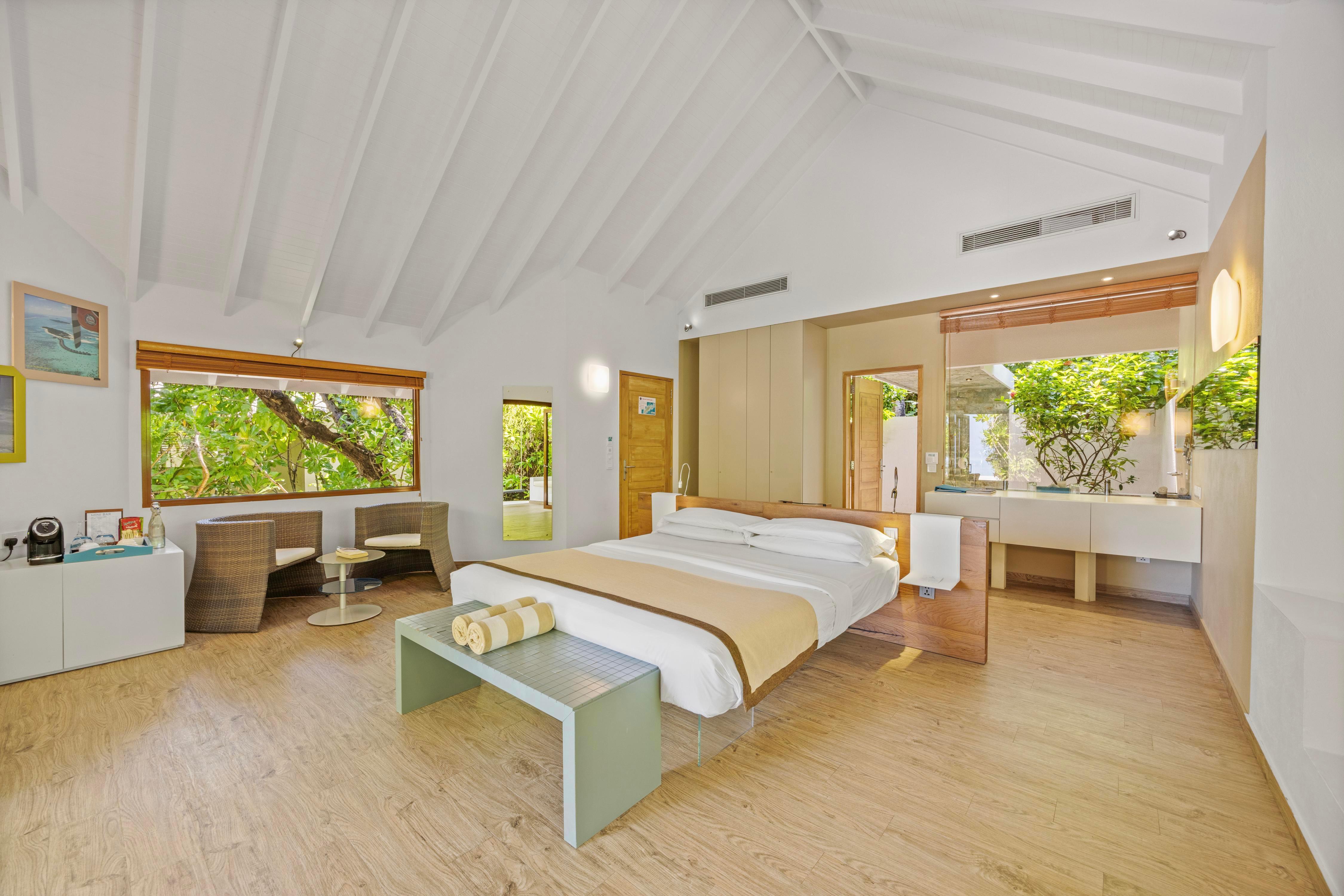 Cocoon Maldives - All-inclusive - Tap to explore photos