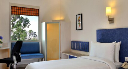 Red Fox by Lemon Tree Hotels, Bhiwadi Room Type - Standard Twin Room
