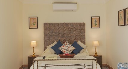 Ramathra Fort Room Type - Deluxe Room with Lake View