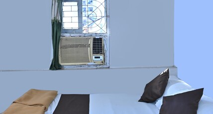 Garib Nawaz Guest House Room Type - Double Bed with Shared Bathroom