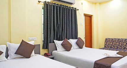 HOTEL MARINE BLUE Room Type - DELUXE FOUR BED ROOM