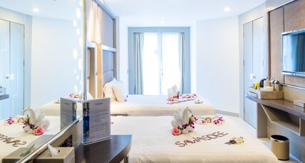 Azure Hotel Pattaya (Former Centara Azure) Room Type - 2 Bedroom Deluxe Family Pool View Azure Hotel Pattaya (Former Centara Azure) Room Type - 2 Bedroom Deluxe Family Pool View