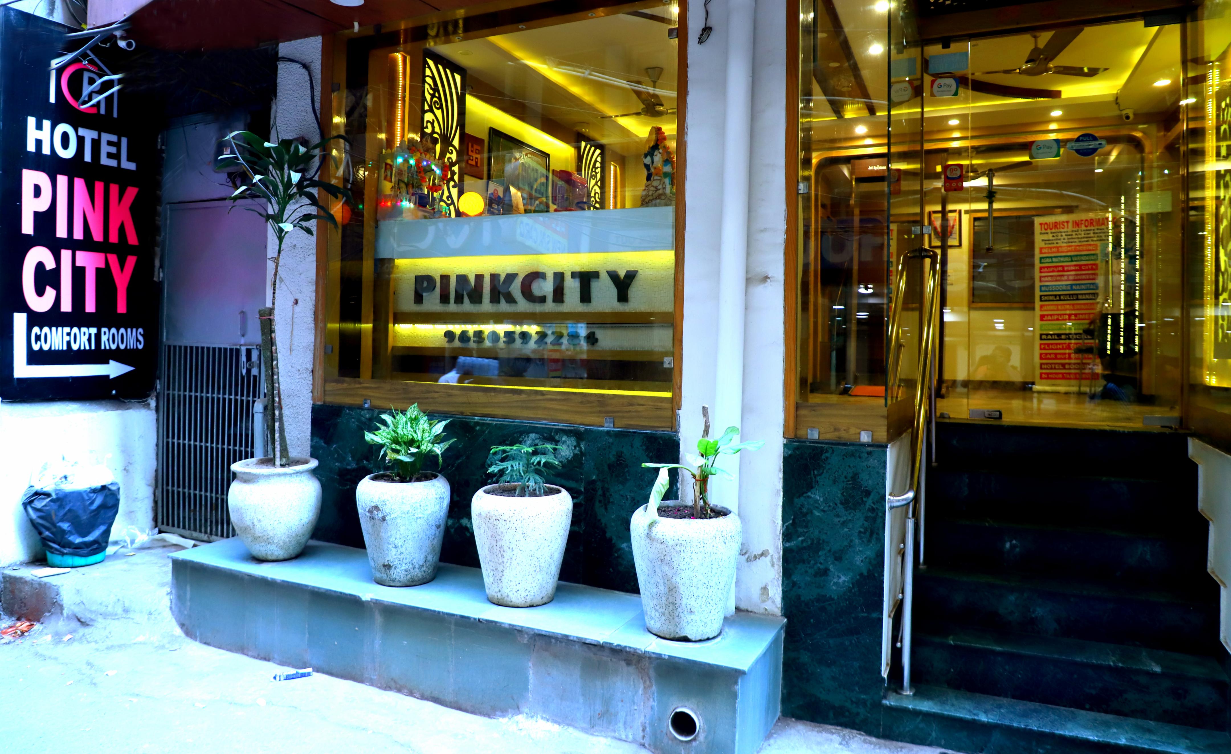 Hotel Pink City Opposite New Delhi Railway Station - Tap to explore photos