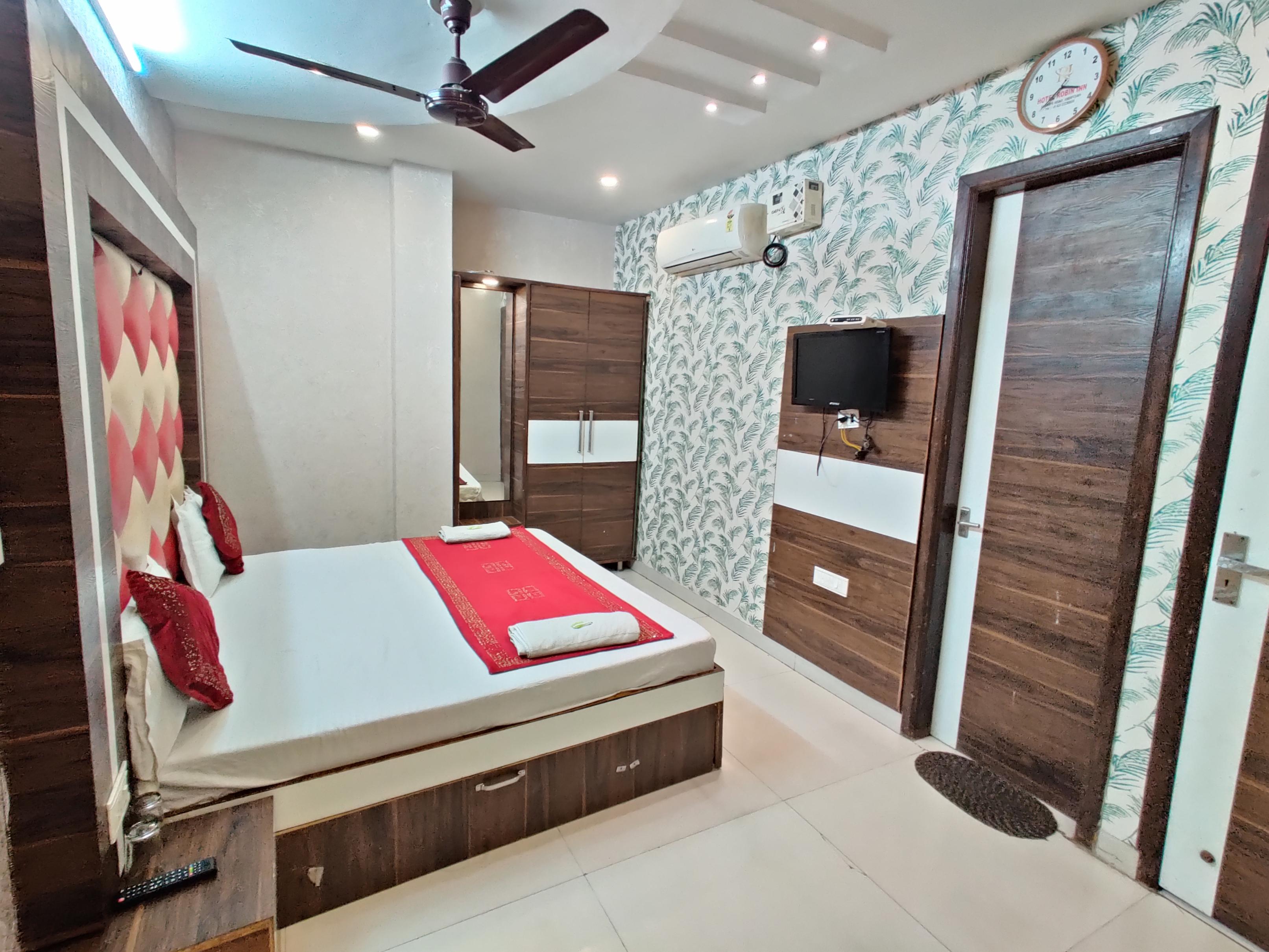 Hotel Robin Inn Room Type - Deluxe Room