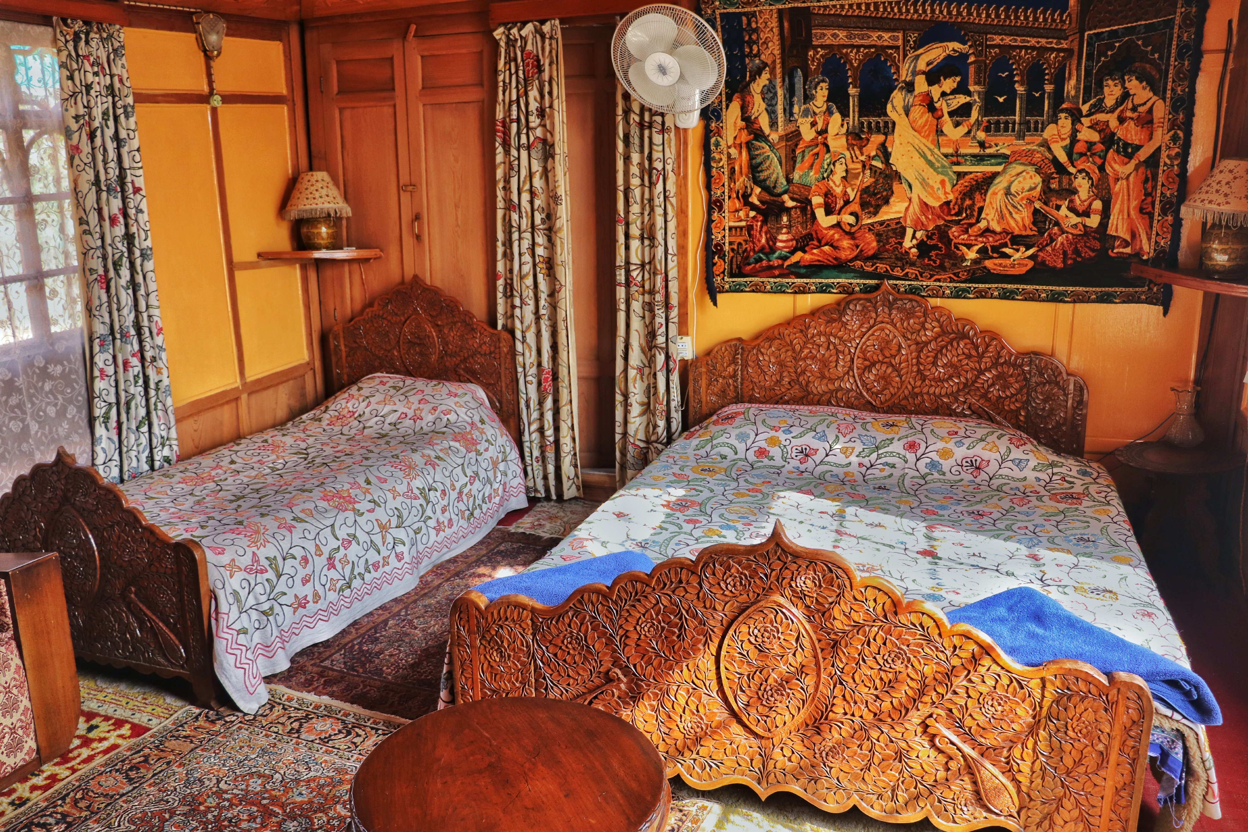Kashmir Group of Houseboats - Tap to explore photos