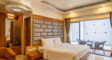 Sterling Panchgani Room Type - Premier Room with Balcony