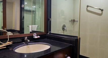 Regenta Central Klassik Room Type - Club Room