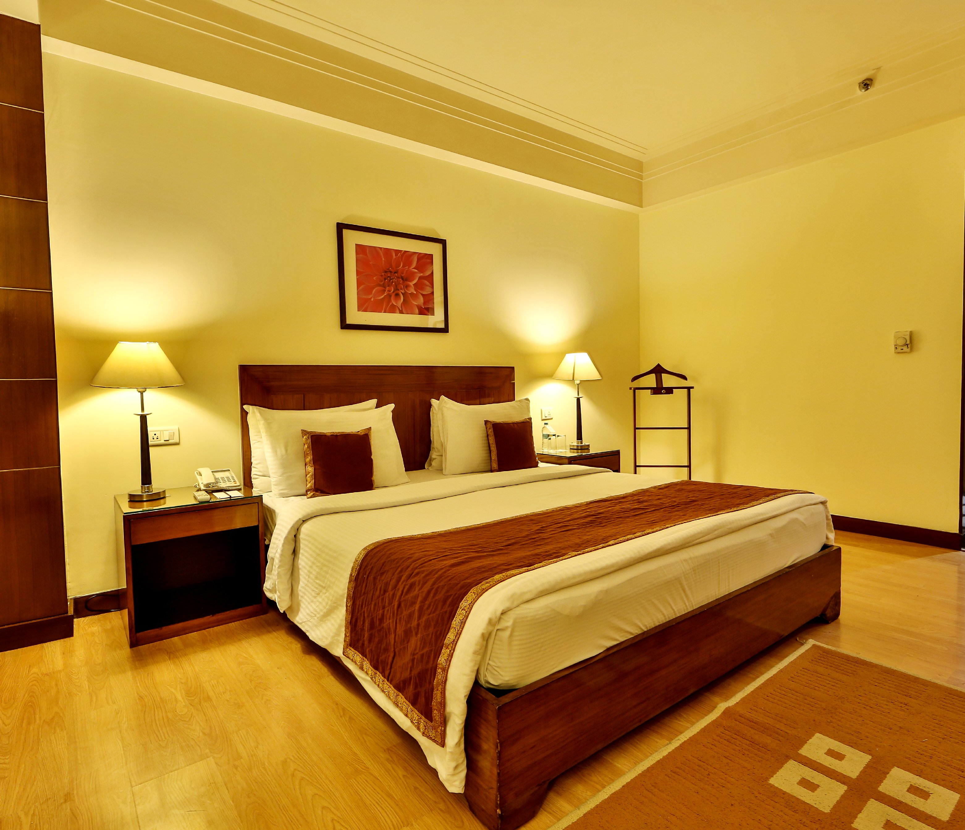 Regenta Central Klassik Room Type - Superior Room
