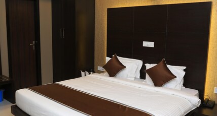 HOTEL RAMASHRAY PARADISE Room Type - Deluxe Room HOTEL RAMASHRAY PARADISE Room Type - Deluxe Room