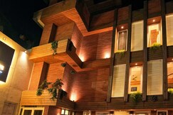 Address of Mayur Hotel Bar And Restaurant