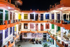 Live Free Hostel | Rooms & Dorms