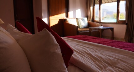 HR Dukes Den Resort Room Type - Premium Room with River View and Balcony