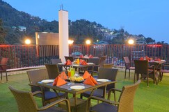 DLS Hotel Shiva Sanctuary and Spa