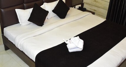 Hotel Daftari Palace Room Type - Deluxe Room