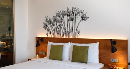 Jetwing Colombo Seven Room Type - Super Deluxe Double Room Jetwing Colombo Seven Room Type - Super Deluxe Double Room
