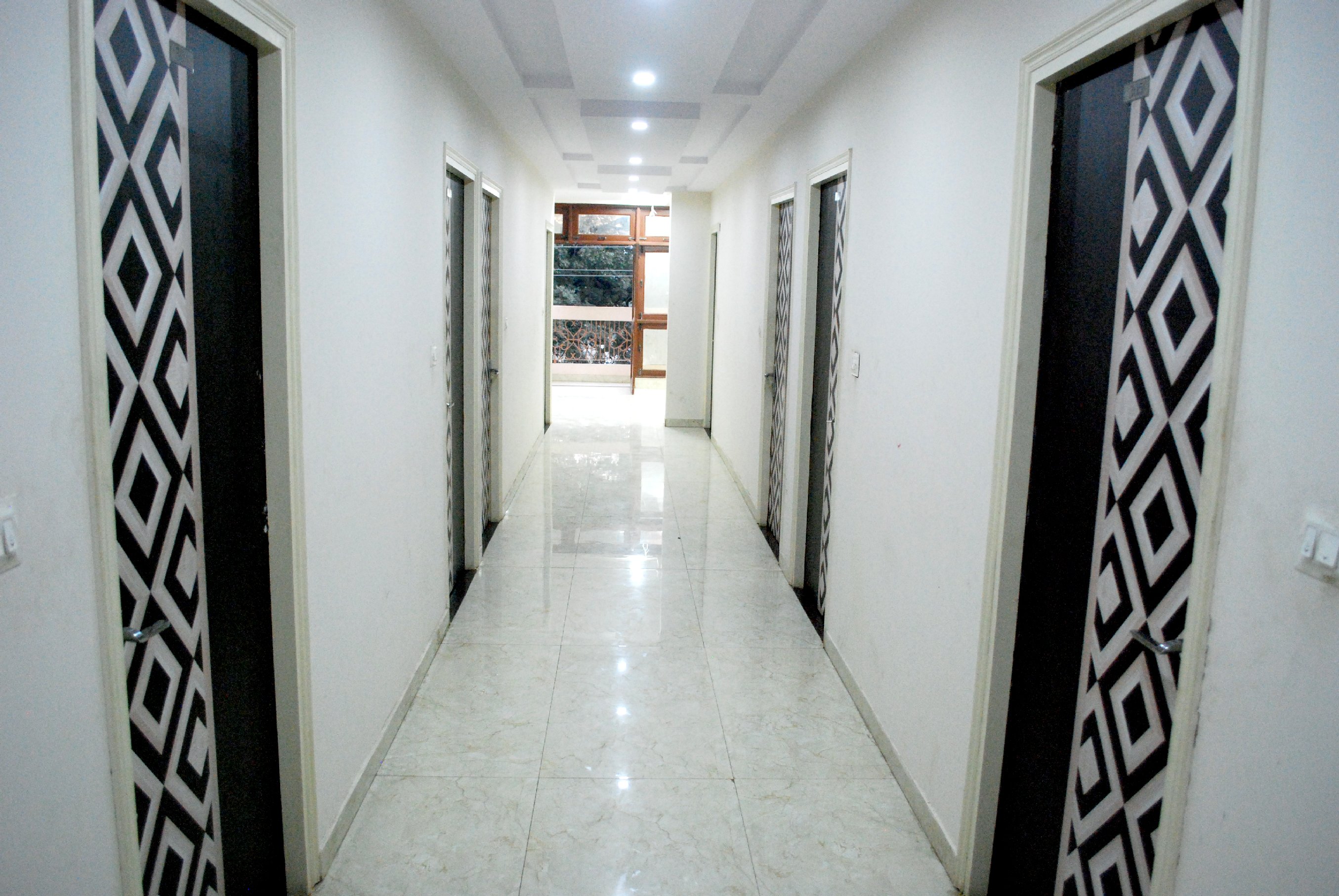 HOTEL HARISH PALACE
