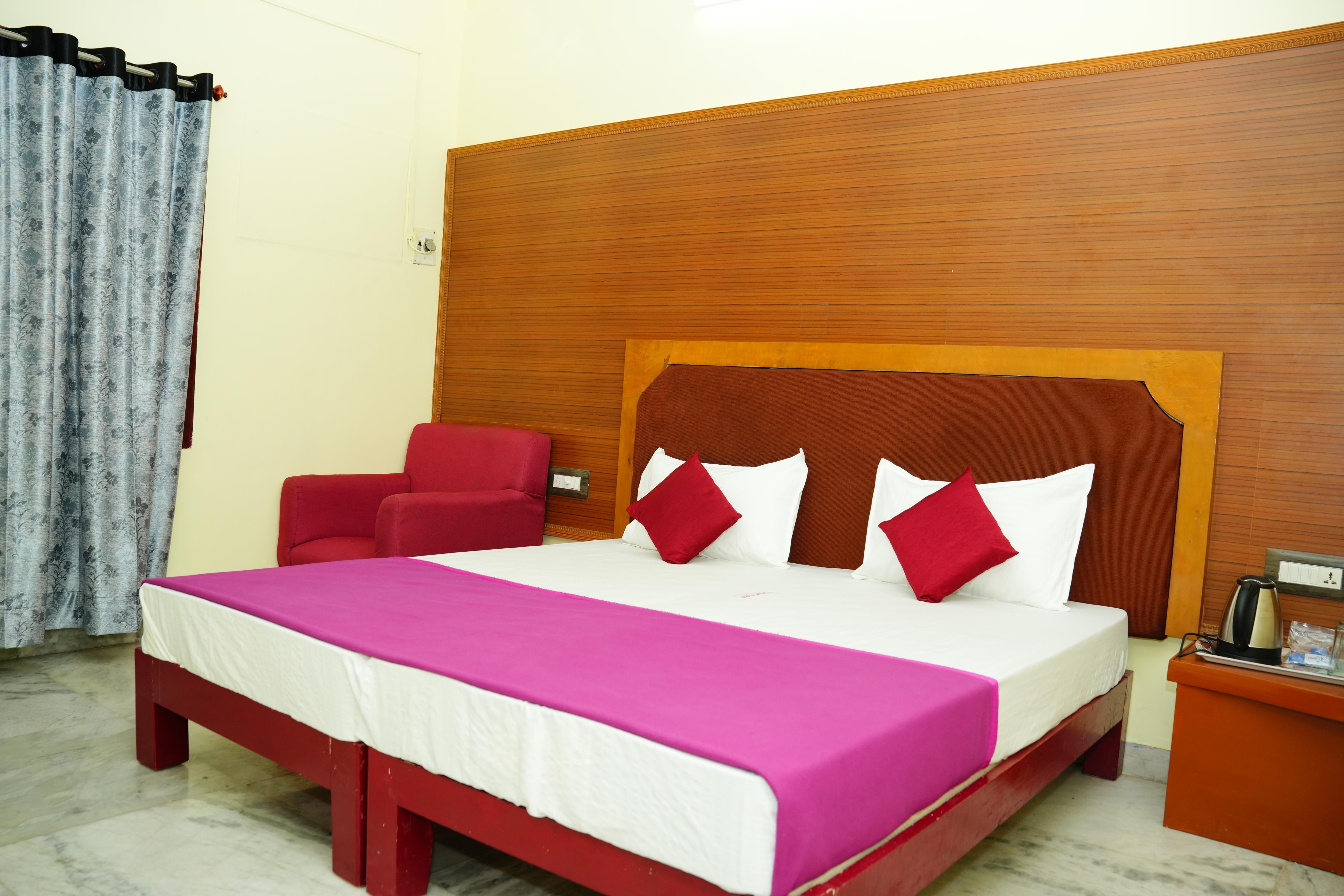 Iyyangar Guest House