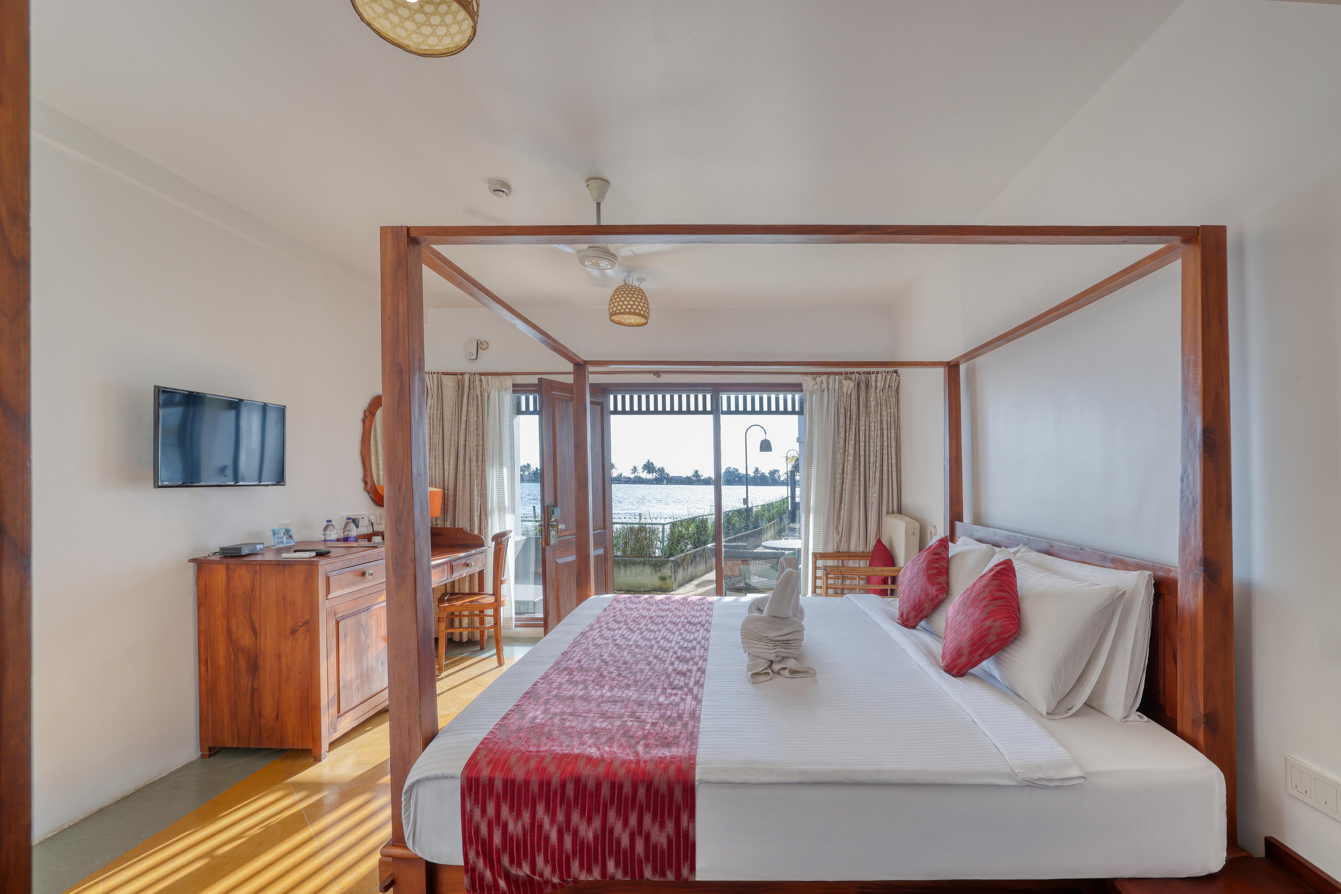 Paloma Backwater Resort Room Type - Deluxe Room With Balcony