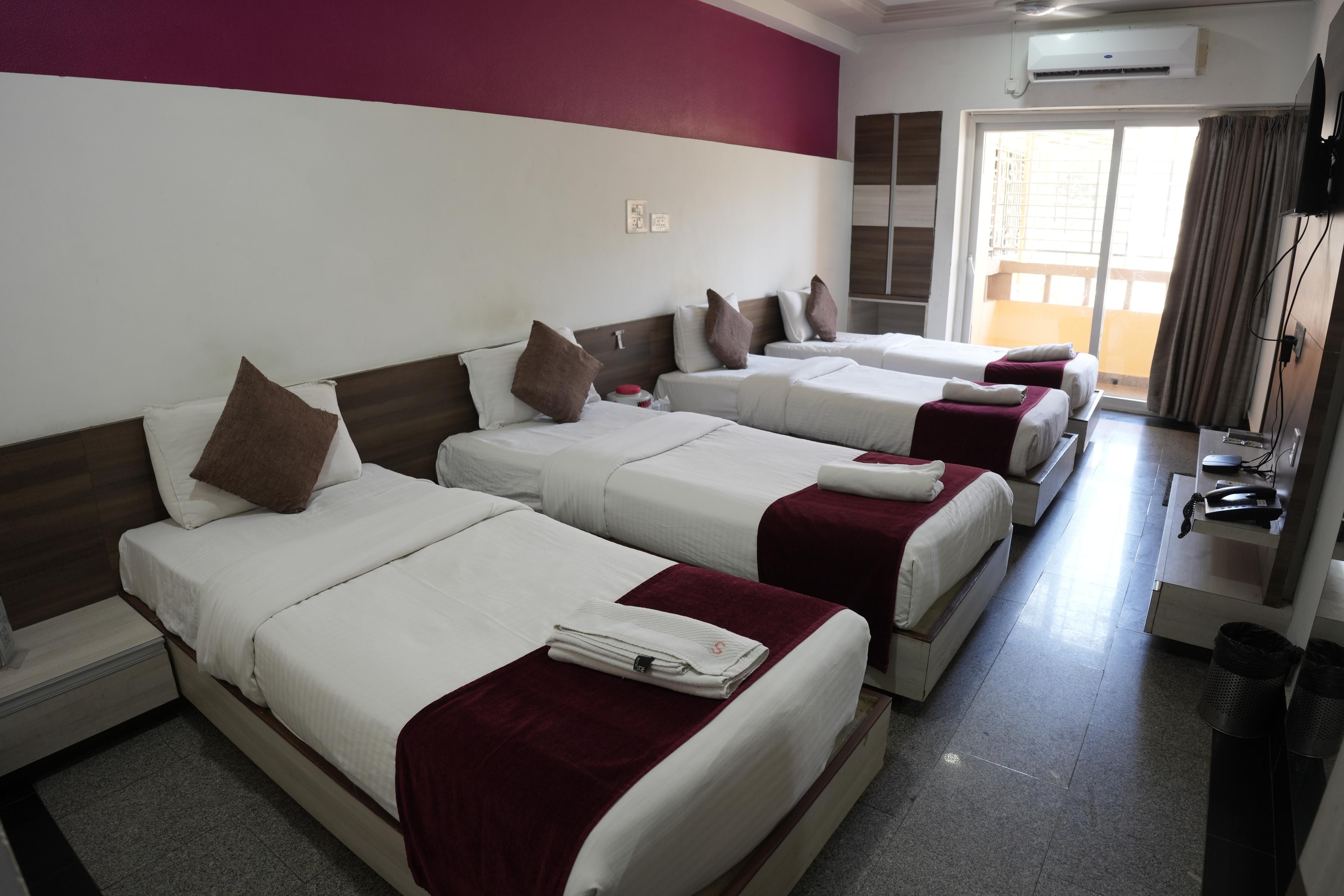 Hotel Samrat - Tap to explore photos