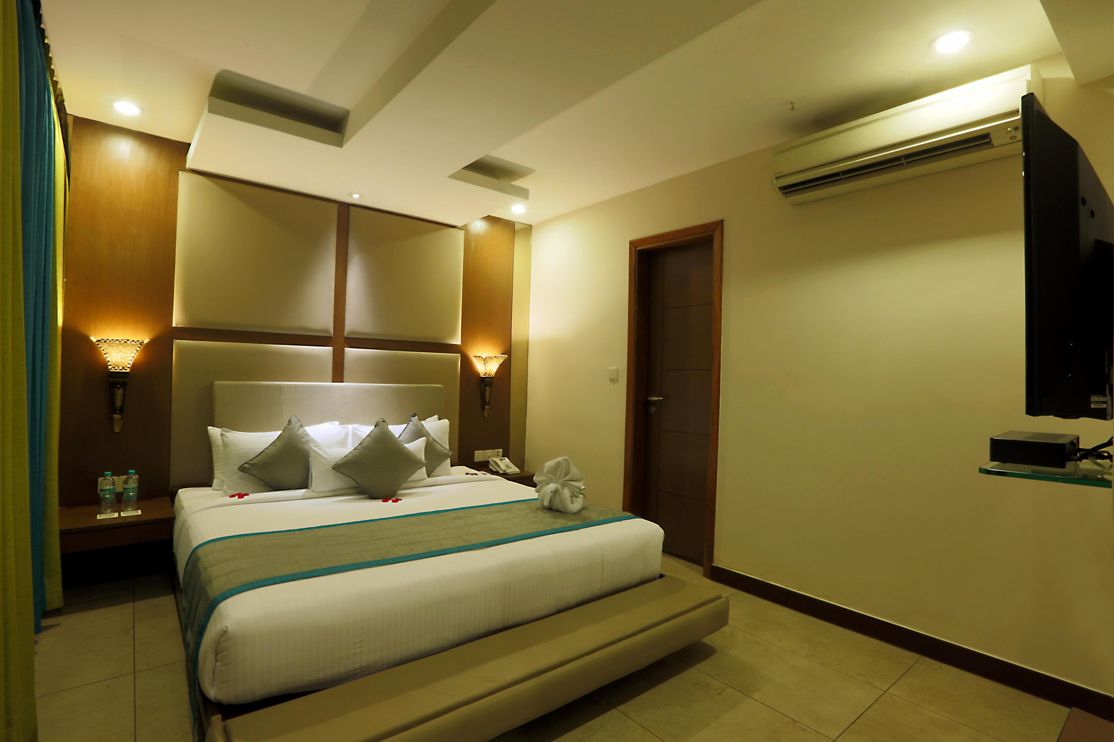 Hotel DMC - Tap to explore photos