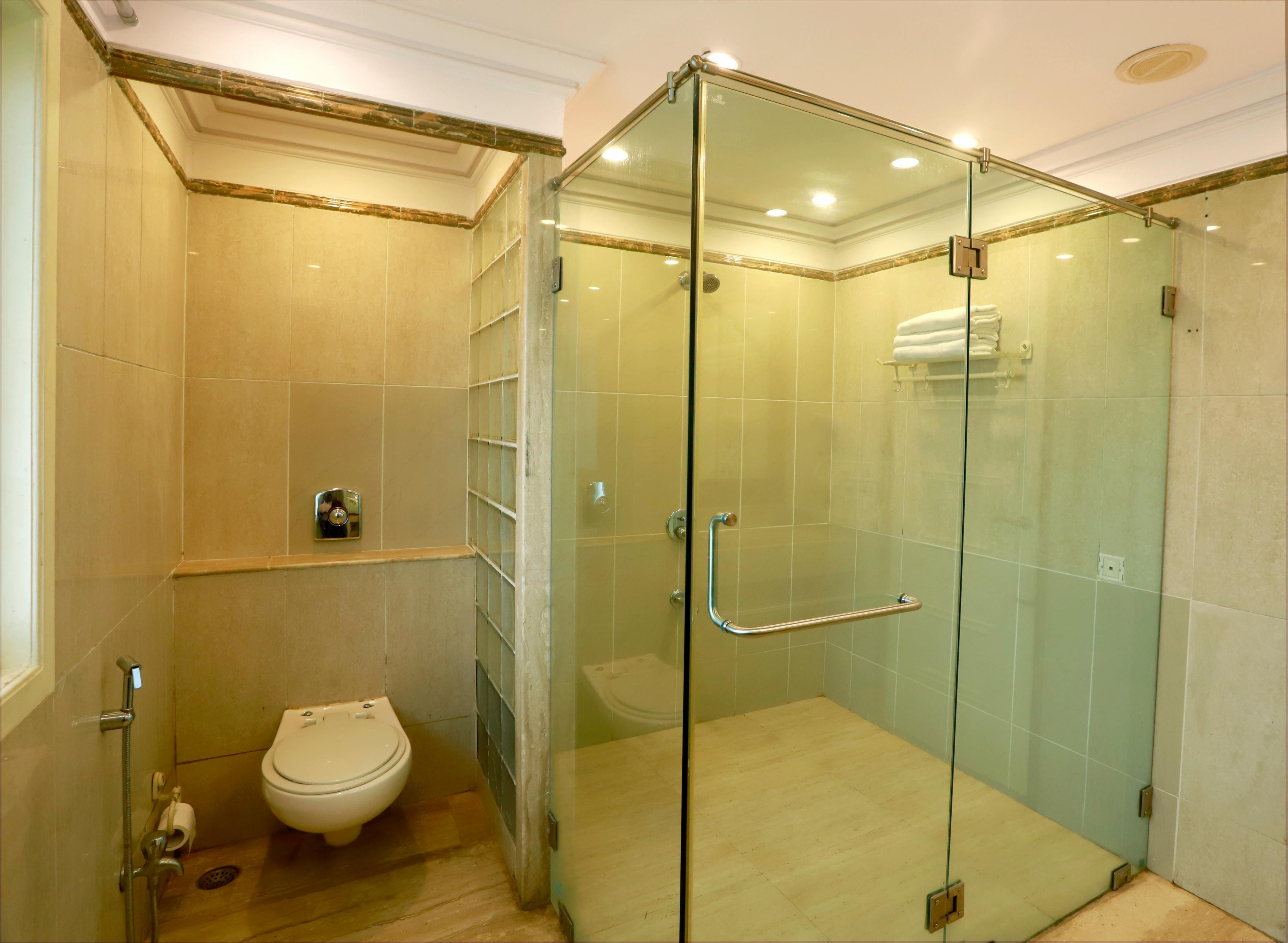 Kohinoor ATC Apartment| Rooms & Caretaker - Tap to explore photos