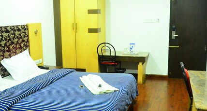 HOTEL KURUNJI MERIDIAN Room Type - Super Deluxe room