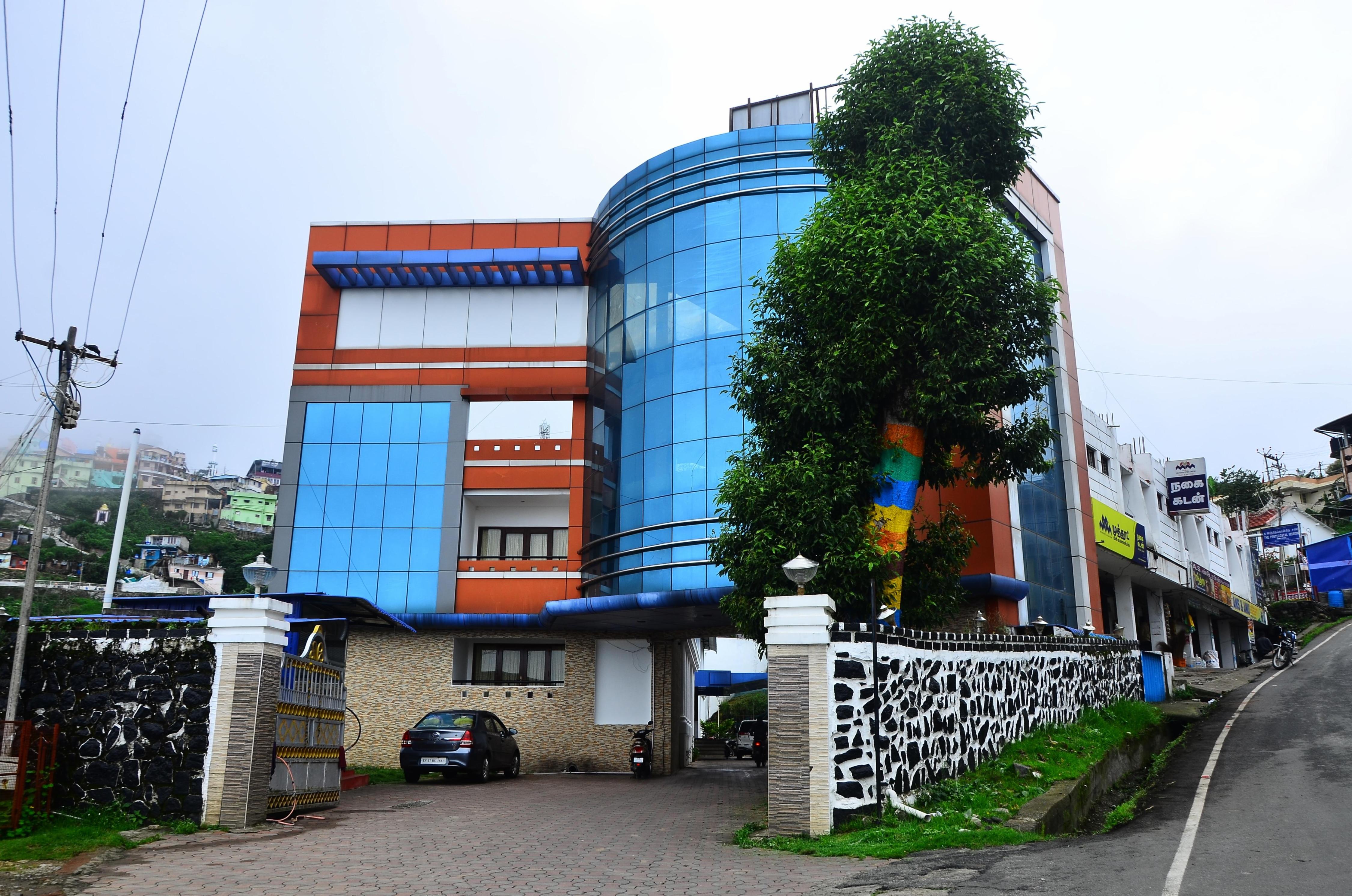 HOTEL KURUNJI MERIDIAN