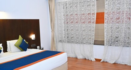 Hotel Central Park Room Type - Standard AC Room