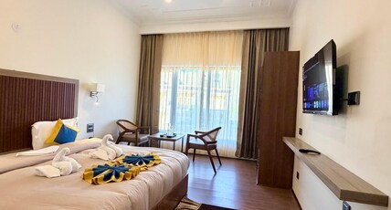 Hotel Shaynam Room Type - Deluxe with View