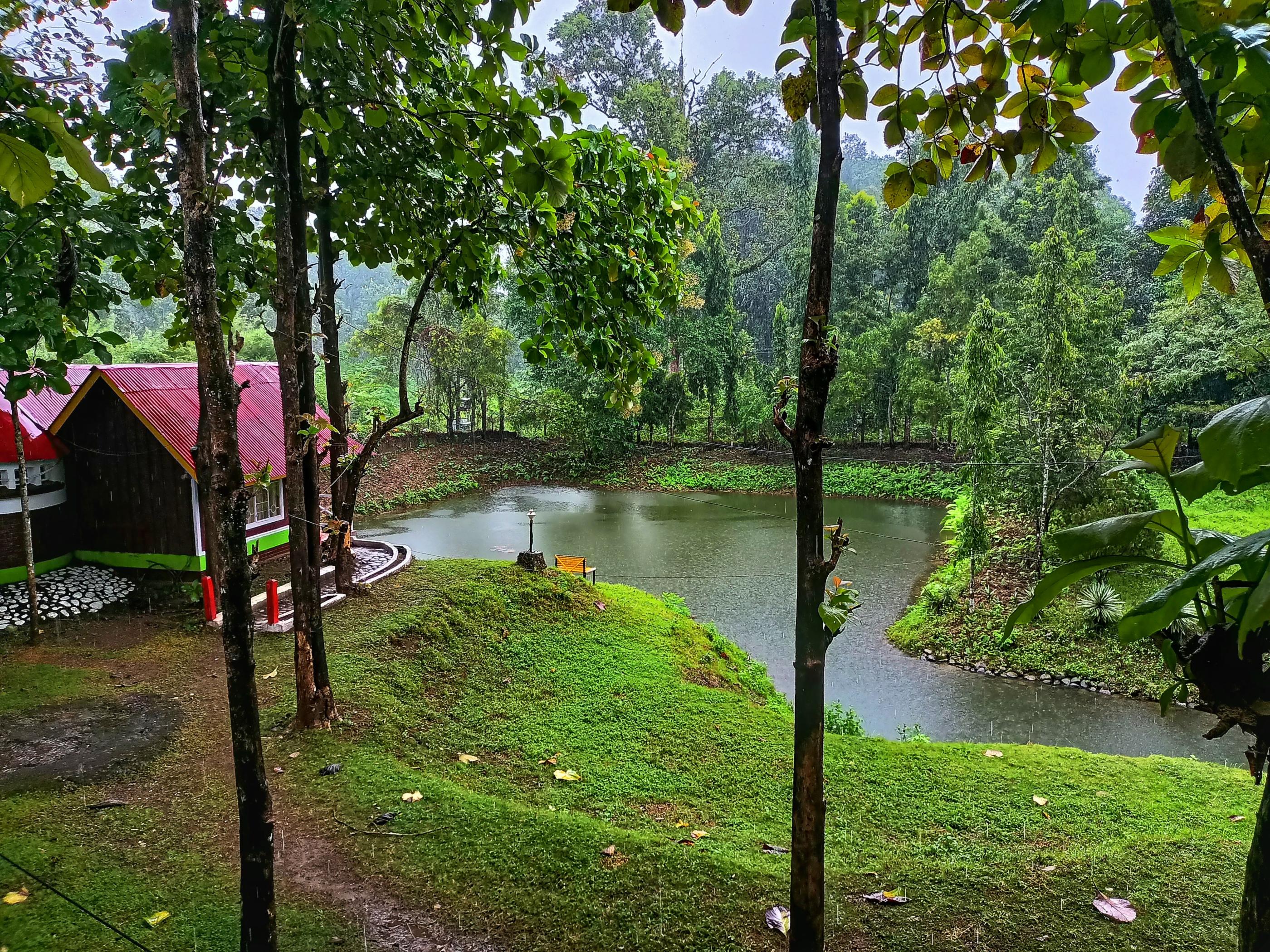 Silver Ridge Resort - Tap to explore photos
